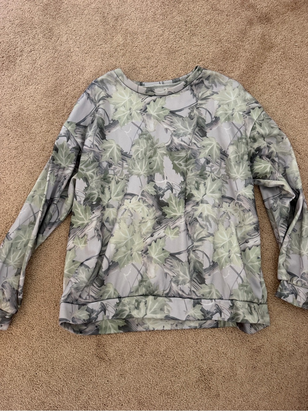 Women’s light sweater camo design